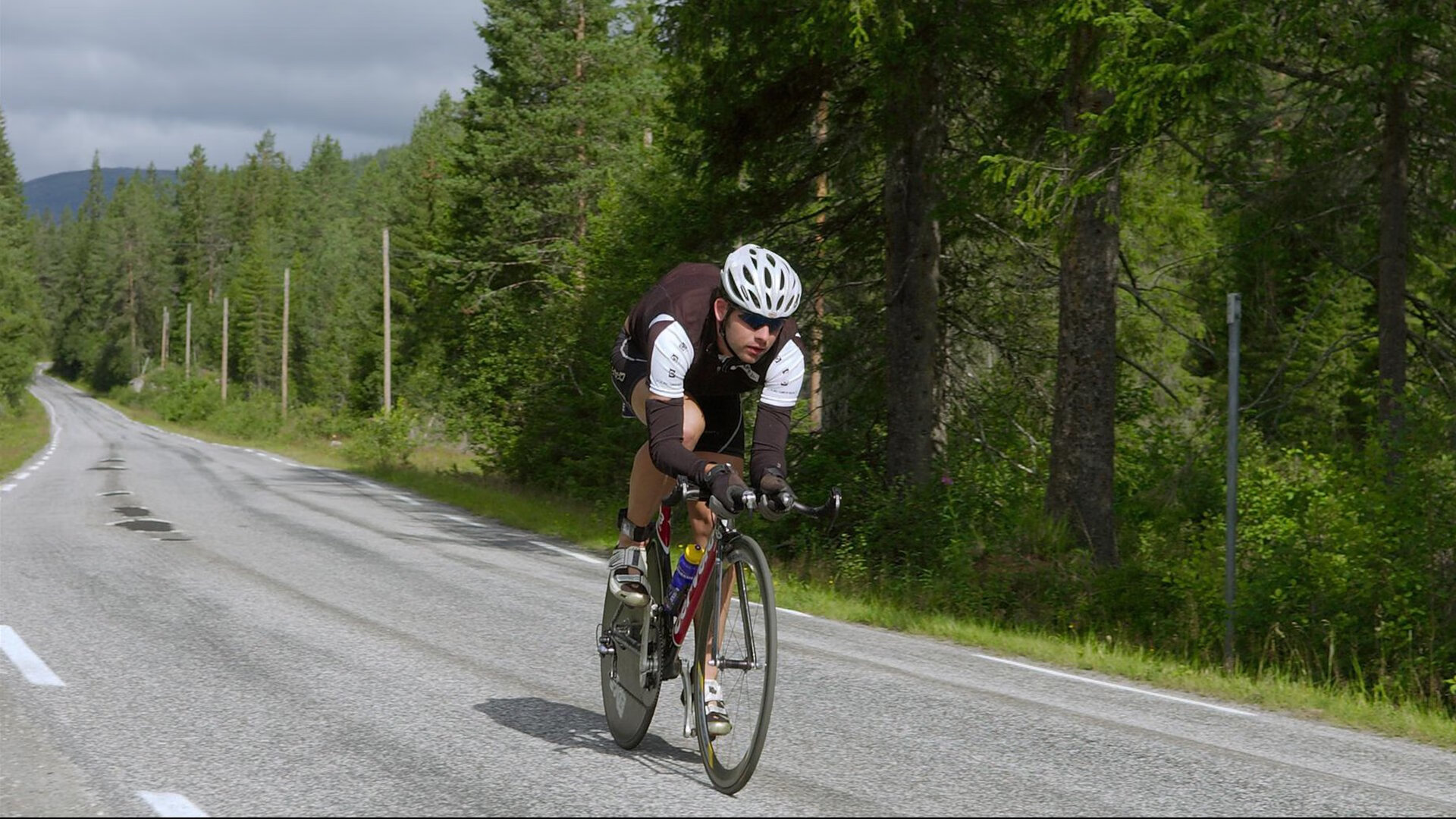 9游-足球运动与机器人结合，开启未来比赛新体验，足球机器人比赛教学